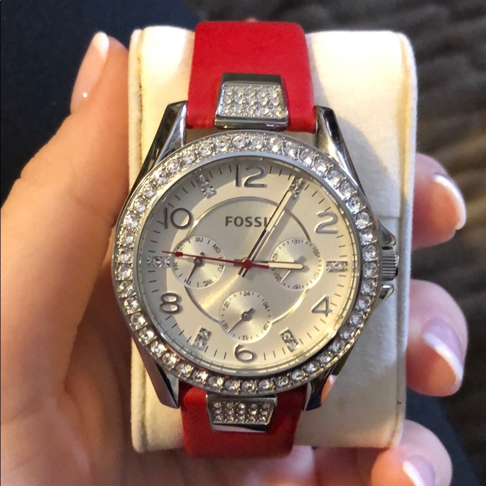 New fossil watch